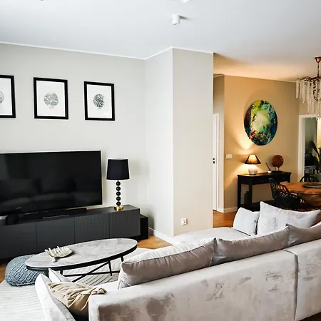 Apartment Dr *